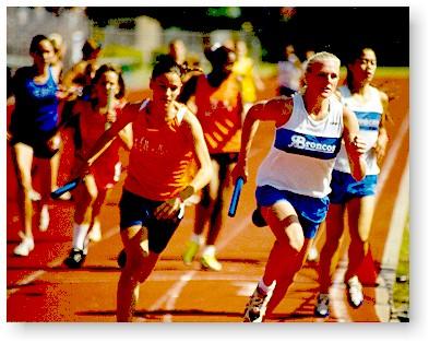 CIF-The final handoff.jpg (31817 bytes)
