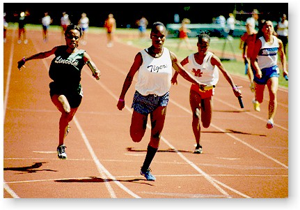 MM-Tiffany Freow-relay.jpg (53646 bytes)